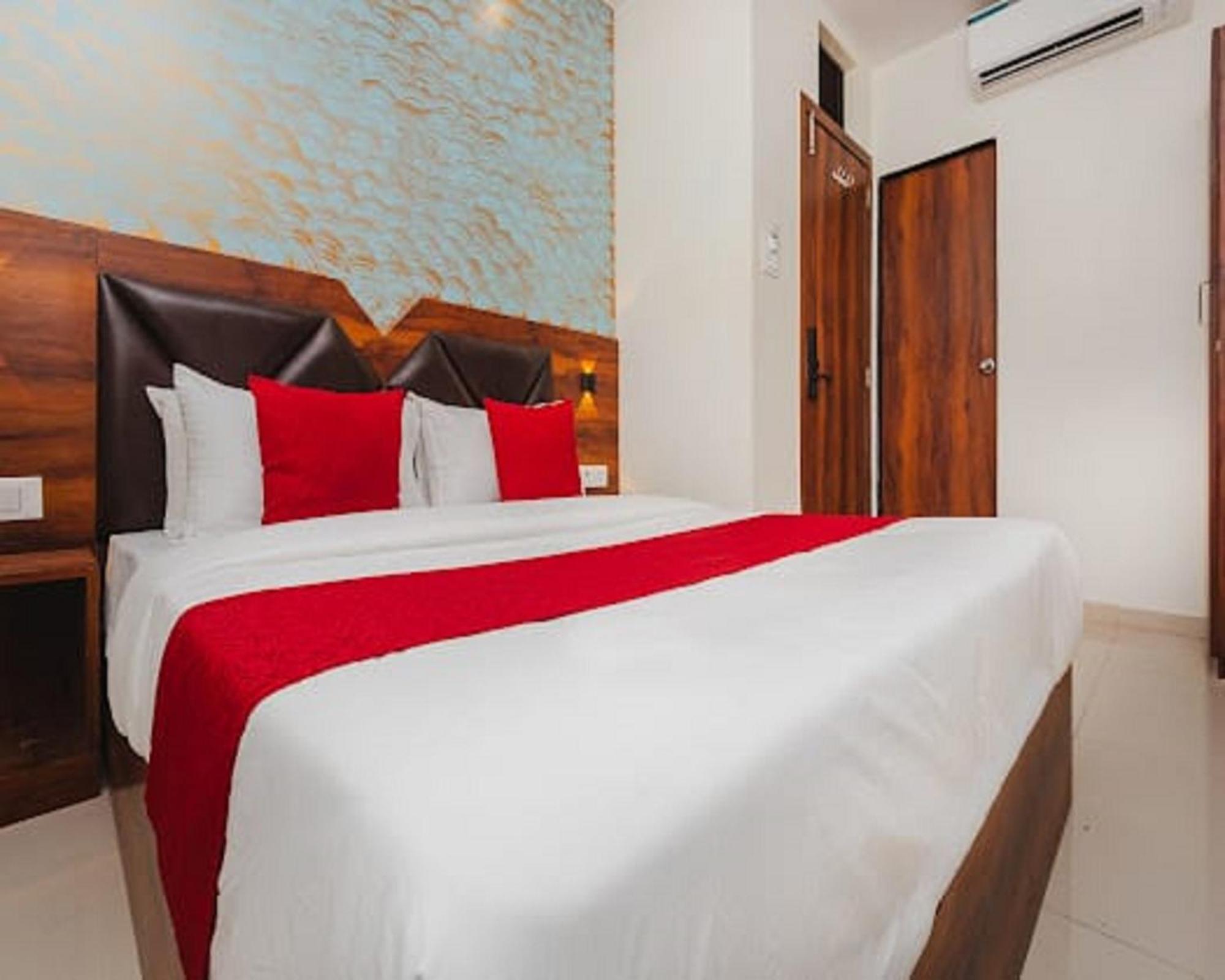 Golden Sands Aslpha Apartemen