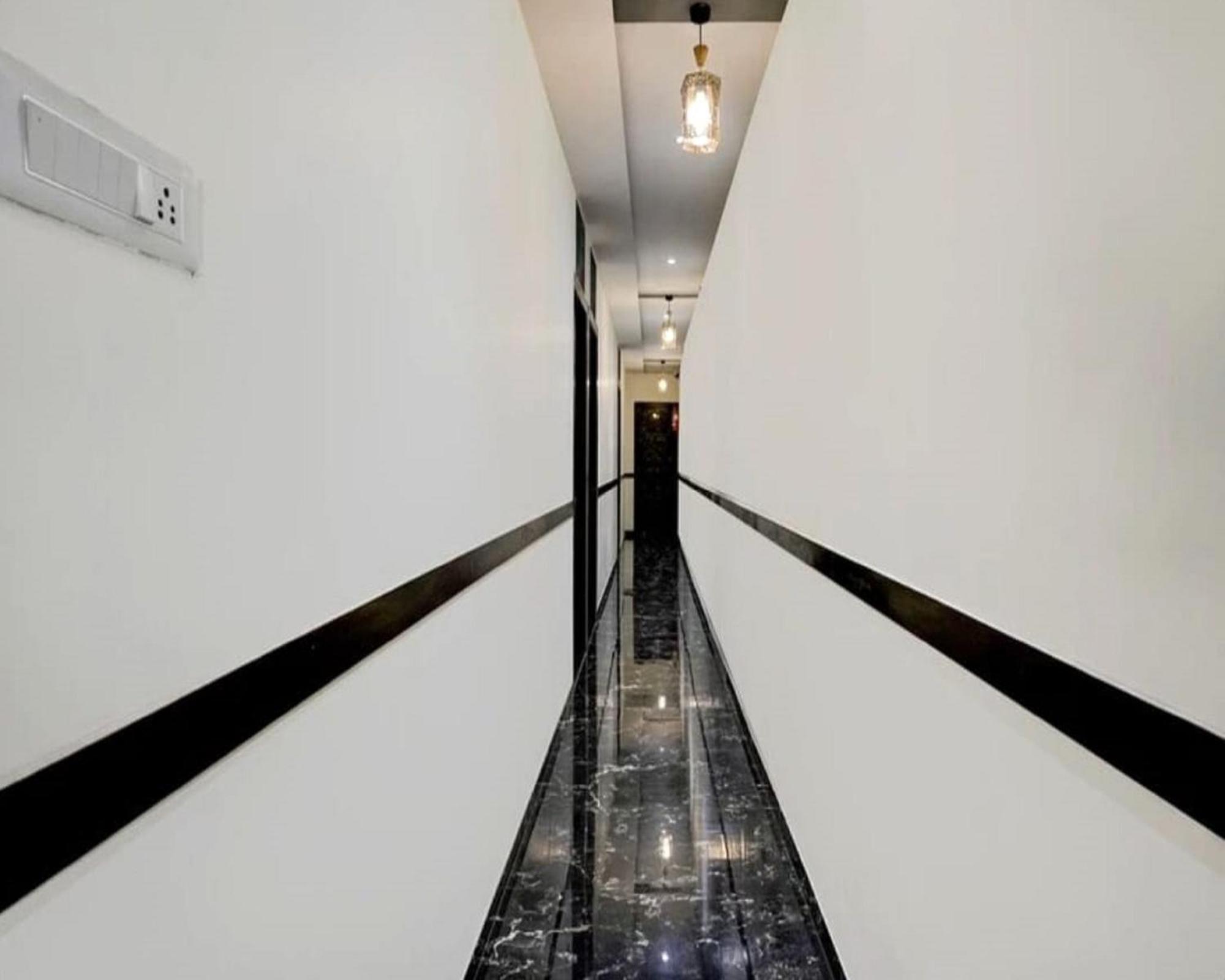 Apartemen Golden Sands Aslpha Mumbai